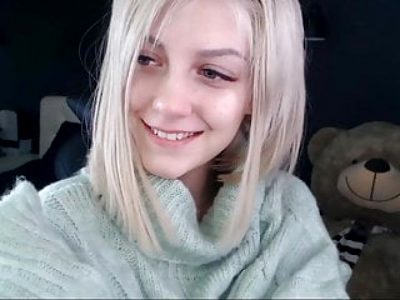 Beautiful and Sexy Russian Girl on Webcam 3