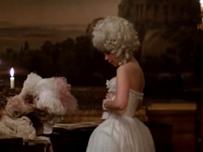 Elizabeth Berridge Classic Plot In “Amadeus”