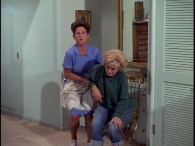 Florence Henderson’s Ass In Jeans – The Brady Bunch