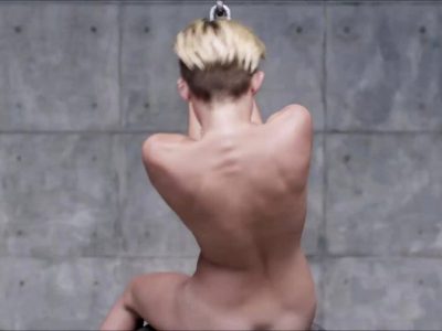 Miley Cyrus Wrecking Ball Uncensored