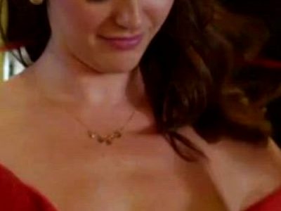Sarah Power Shows Off Her Tits In Californication